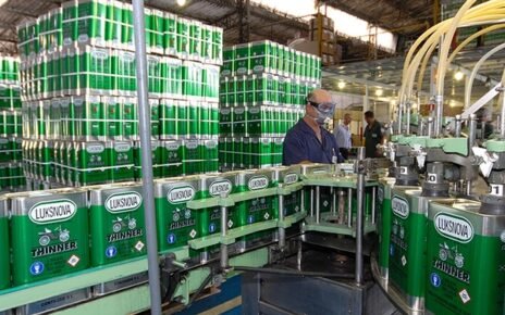 Vagas abertas na Lukscolor e Luksnova